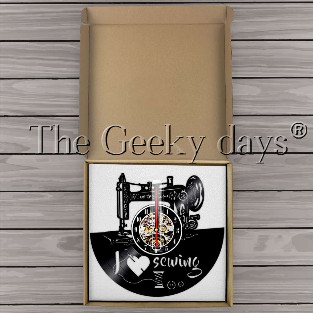 1Piece I Love Sewing Retro LED Wall Lamp Vinyl Record Wall Clock Sewing Machine Color Changing Wall Light Seamstress Gift