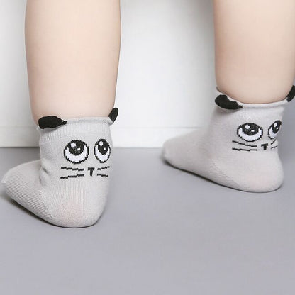 2016 New Spring Baby Socks Newborn Cotton Boys Girls Cute Toddler Asymmetry Anti-slip Socks