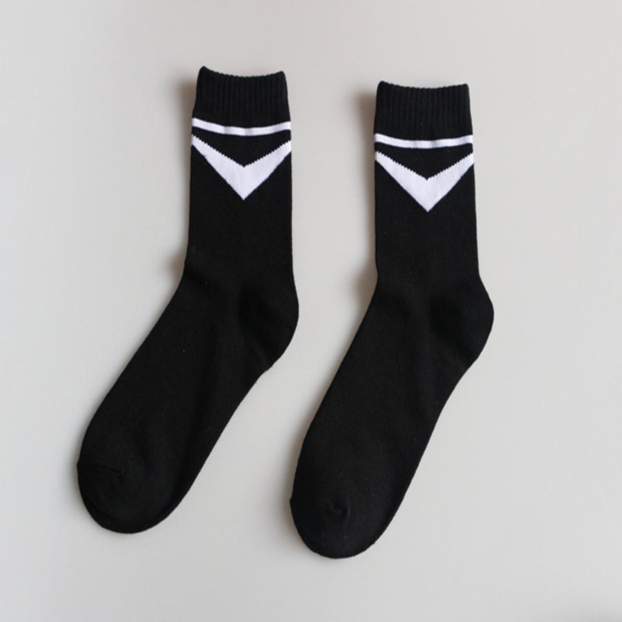 2017 Newly Spring summer Chinese language Men's Japan South Korea personality style Black and white men fashion Breathable socks