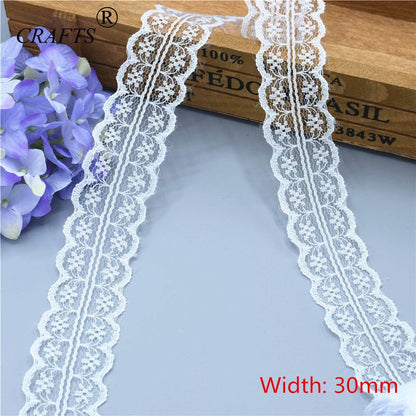 2018 Global Hot Sale 10 yards beautiful white lace ribbon European lace fabric lace sew embroidery dress accessories