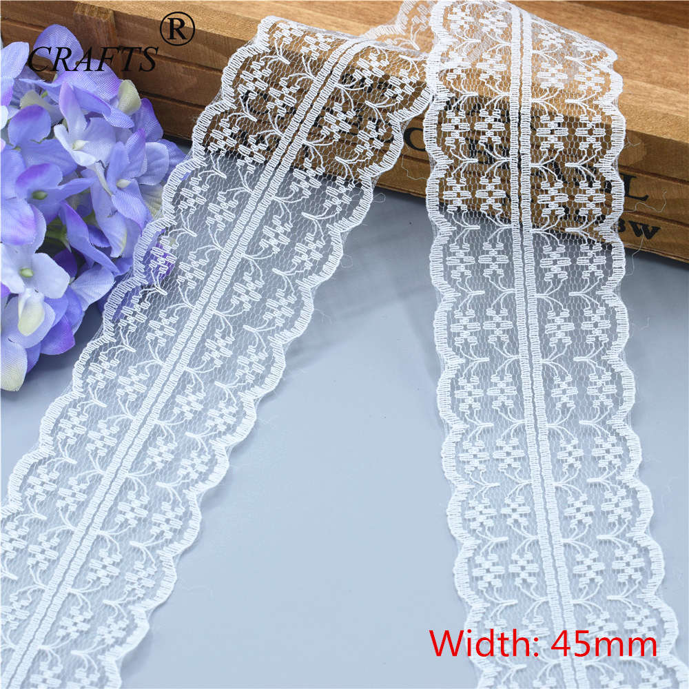 2018 Global Hot Sale 10 yards beautiful white lace ribbon European lace fabric lace sew embroidery dress accessories