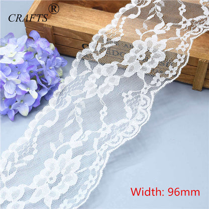 2018 Global Hot Sale 10 yards beautiful white lace ribbon European lace fabric lace sew embroidery dress accessories