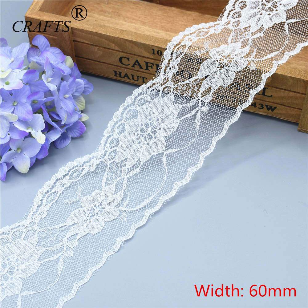 2018 Global Hot Sale 10 yards beautiful white lace ribbon European lace fabric lace sew embroidery dress accessories