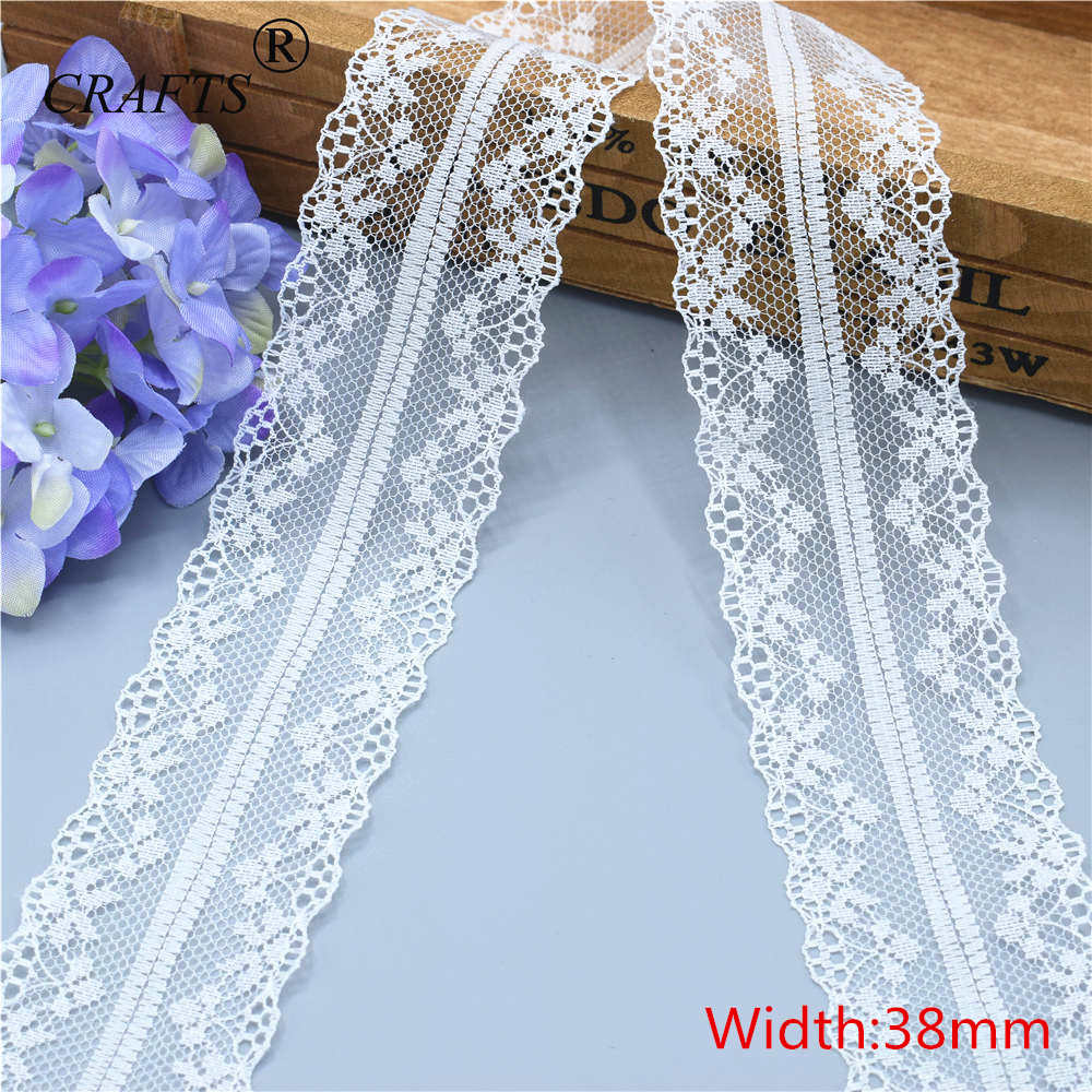 2018 Global Hot Sale 10 yards beautiful white lace ribbon European lace fabric lace sew embroidery dress accessories