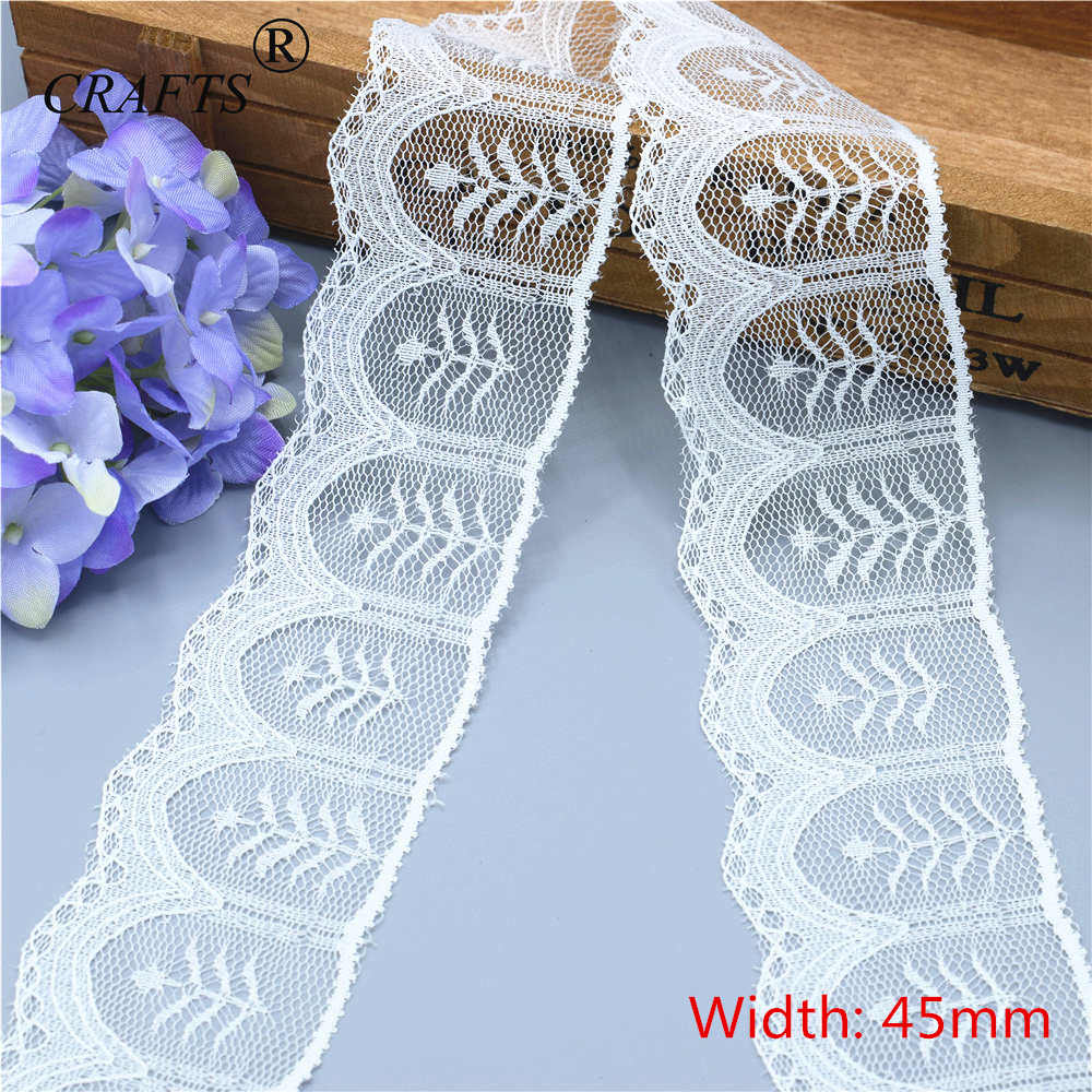 2018 Global Hot Sale 10 yards beautiful white lace ribbon European lace fabric lace sew embroidery dress accessories