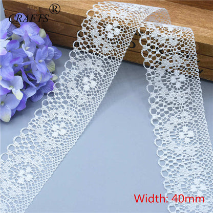 2018 Global Hot Sale 10 yards beautiful white lace ribbon European lace fabric lace sew embroidery dress accessories