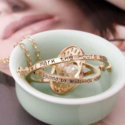 2018 Hot Selling Harry necklace time turner necklace hourglass Potter Necklace Hermione Granger Rotating Spins