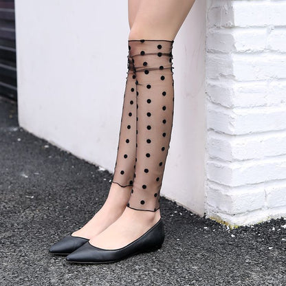 2018 Summer Women Lace Leg Warmers Thin Korean Style Ladies White Black Leg Lace Female Crochet Socks Fishnet Cuff Socks BAC109