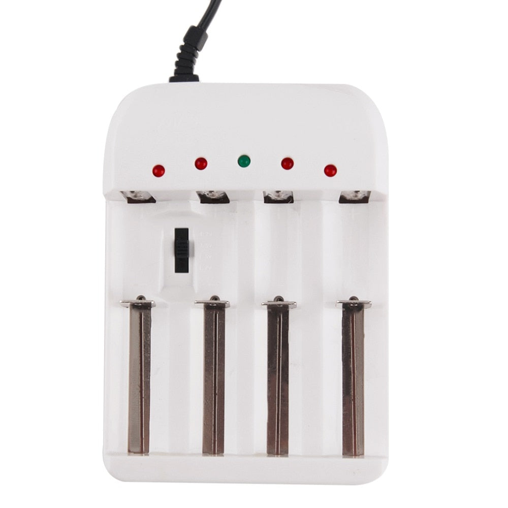 Universal 4 X Slot US Plug Ni MH / Ni Zn / lithium iron 16340 / 18650 / 25500 / 26650 / 2670 rechargeable Battery Charger