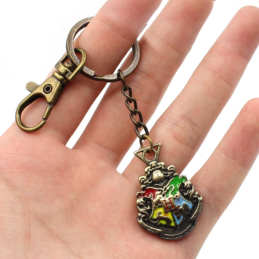 Wellcomics Harri Potter Deathly Hallows Hogwarts School Gryffindor Slytherin Ravenclaw Hufflepuff Metal Pendant Keychain Keyring