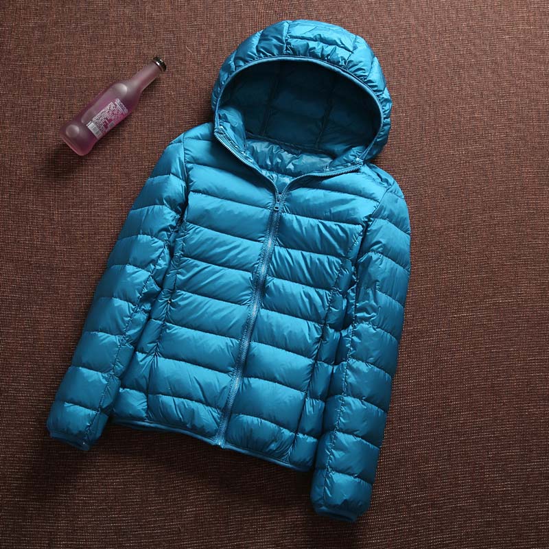 Winter Women Ultra Light Down Jacket 90% Duck Down Hooded Jackets Long Sleeve Warm Slim Coat Parka Female Solid Portabl Outwear