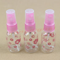 New 2Pcs 30ML Empty Plastic Transparent Perfume Atomizer Spray Mini Bottles Random Color