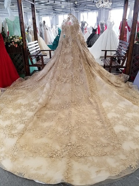 SSYFashion New High-end Gold Wedding Dress Luxury Dubai Vintage Lace Embroidery Beading Court Train Bride Wedding Gown Custom